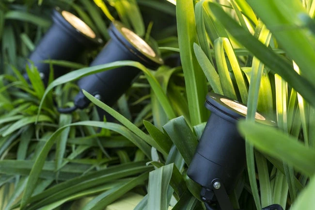 Spot à Piquer GU10 Ada Extérieur Max 28W Noir INSPIRE 3 Spot à Piquer GU10 Ada Extérieur Max 28W Noir INSPIRE